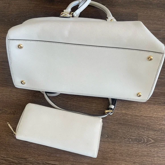 Michael Kors Cream Satchel and Wallet Set